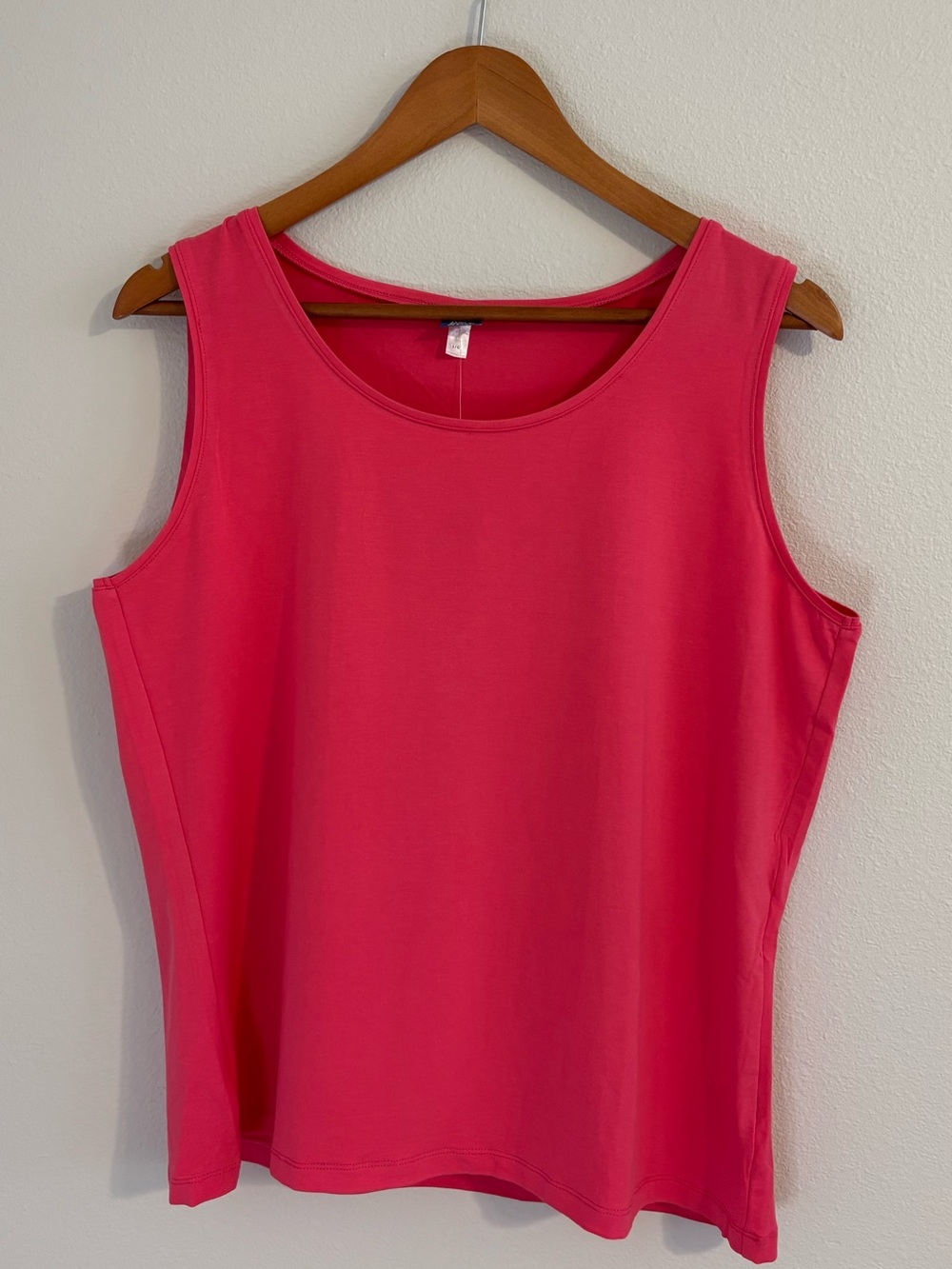 NWT RipSkirt Everyday Tank Rose Size Large Soft Casual Tank Top